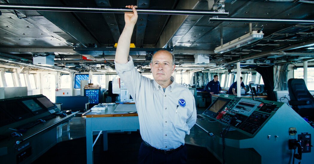 Biden plans to nominate ocean scientist Rick Spinrad to head