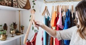 How to Open a Clothing Business With Brand Names